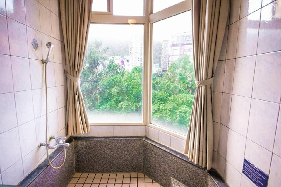 Aoike Hot Spring Hotel Цзяоси Экстерьер фото